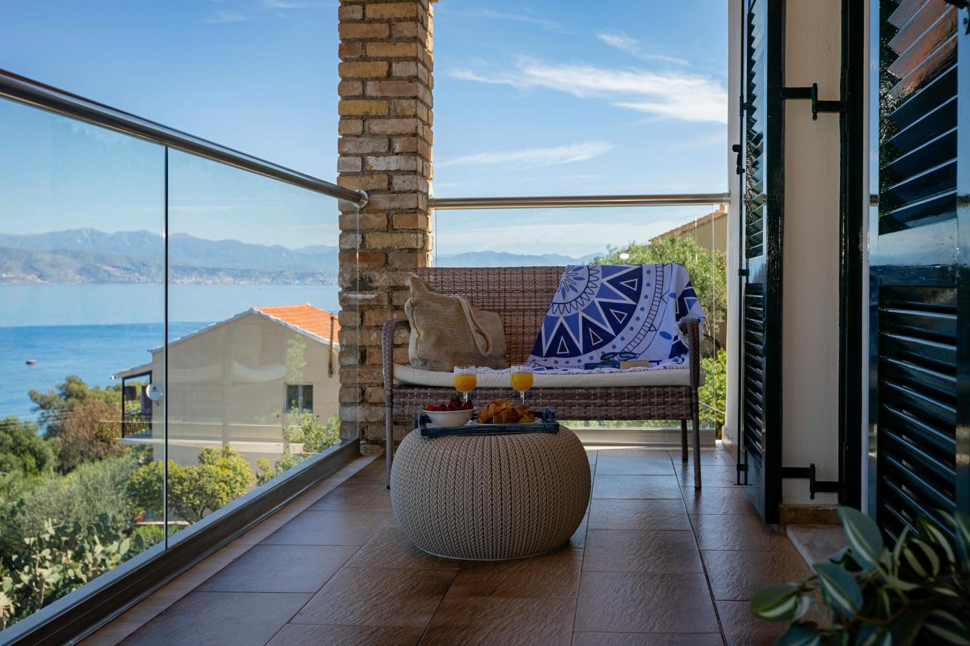 Alisachni Apartments Apraos الغرفة الصورة