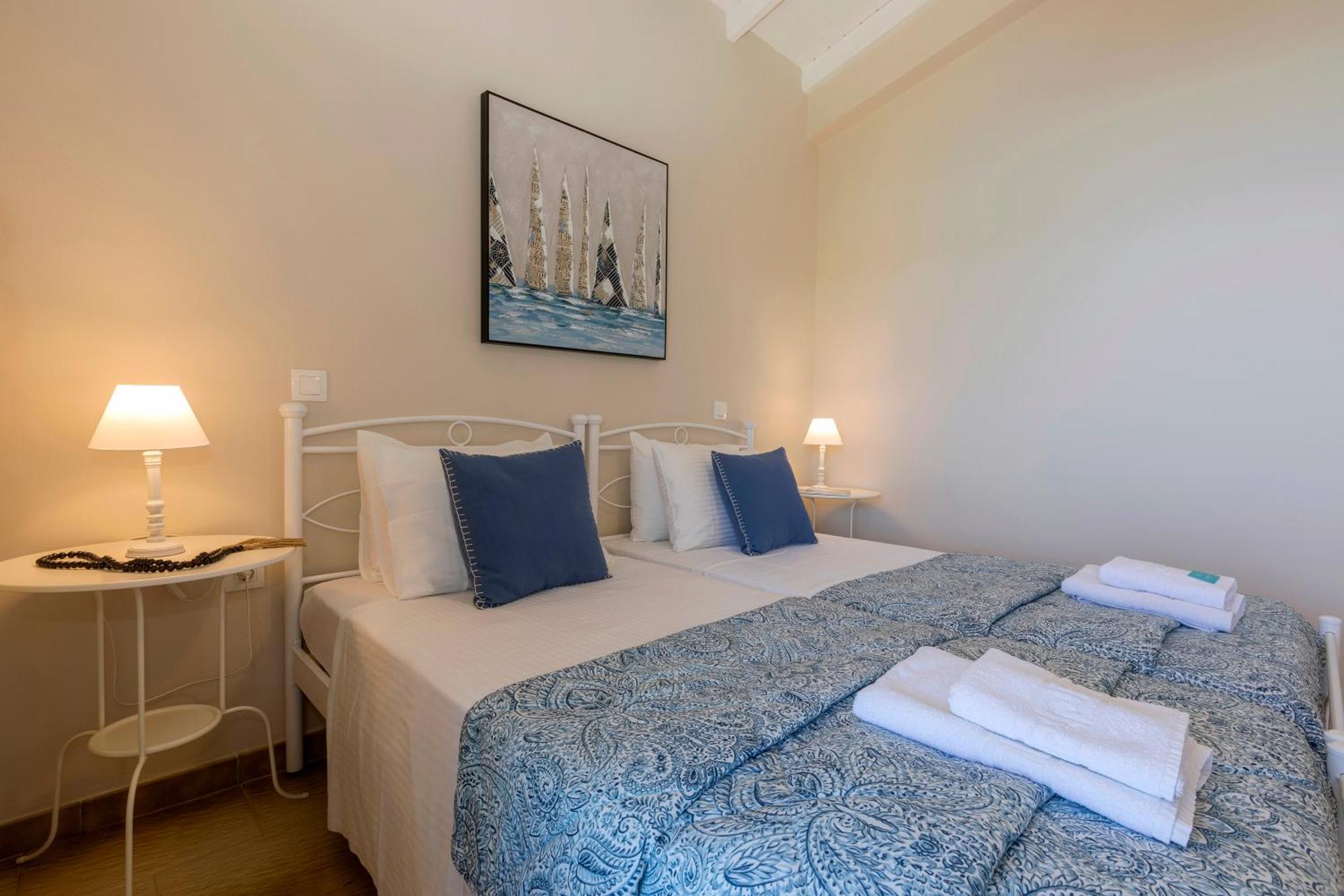 Alisachni Apartments Apraos الغرفة الصورة