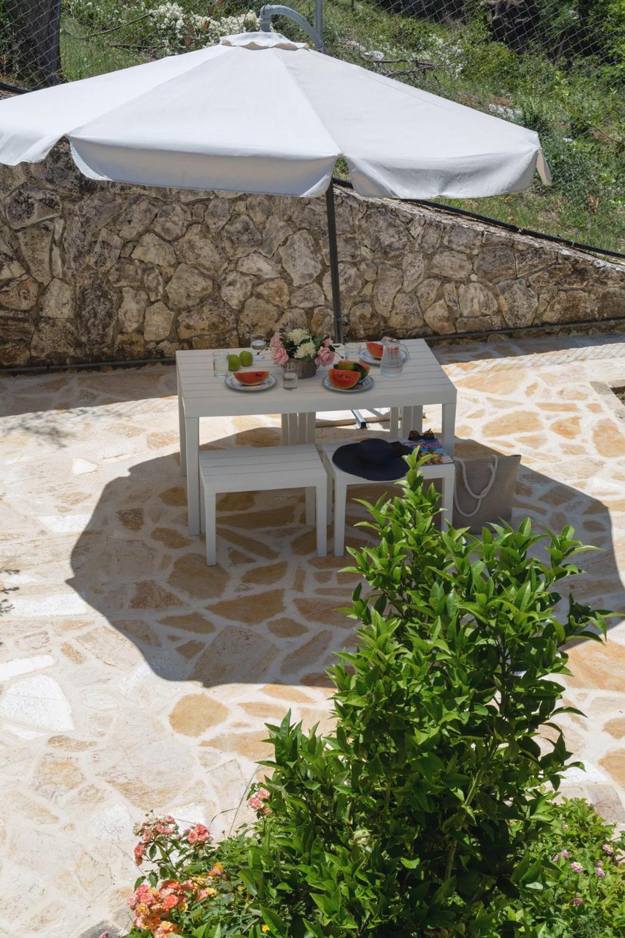 Alisachni Apartments Apraos المظهر الخارجي الصورة