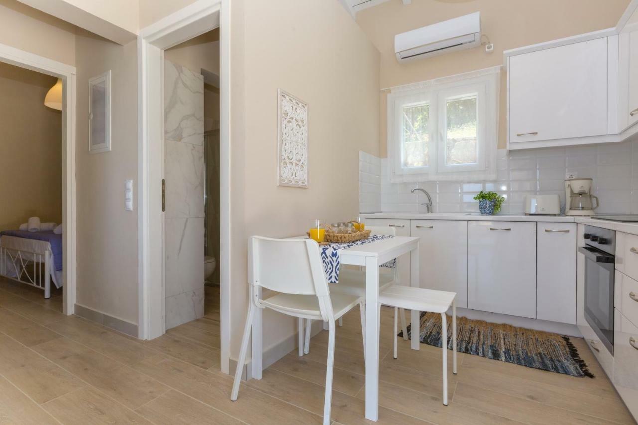Alisachni Apartments Apraos المظهر الخارجي الصورة